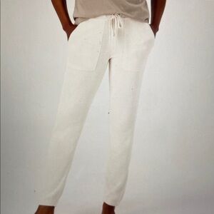 Barefoot Dreams CozyChic Ultra Lite Jogger Pant Pockets NWT Cream NWT